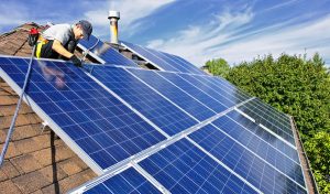 Service d'installation de photovoltaïque et tuiles photovoltaïques à Etiolles